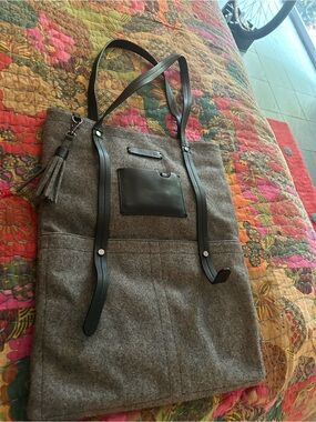 Sherpani Gray Felt Tote with Black Trim